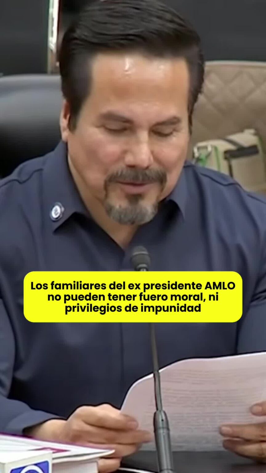 @elhilomx El diputado panista Víctor Hugo Sondón arremetió contra Pío López Obra… @elhilomx El diputado panista Victor Hugo Sondon arremetio contra Pio.image .jpeg